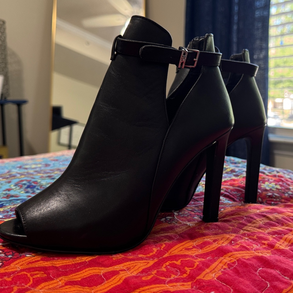 Michael Kors Black Peep-Toe Heels